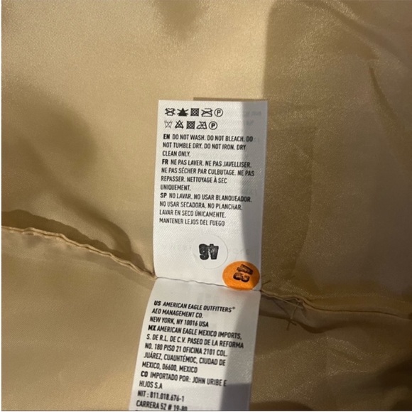 Women’s brushed plaid jacket from American Eagle Outfitters - Picture 7 of 8